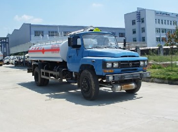 東風140運油車